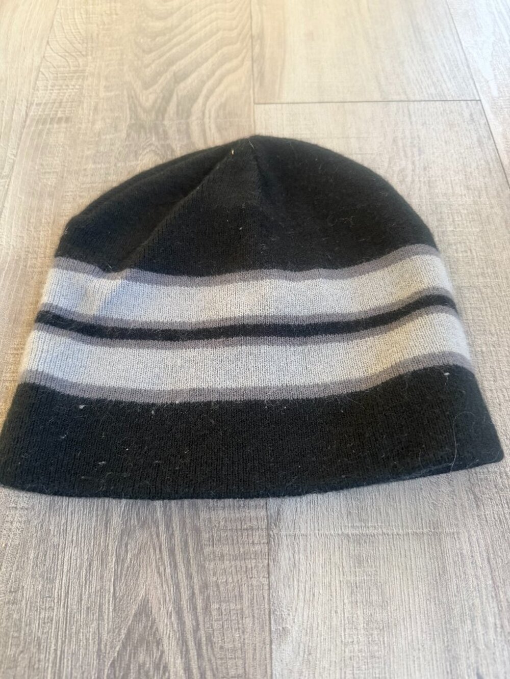 Black Knit Skullcap Beanie (os)